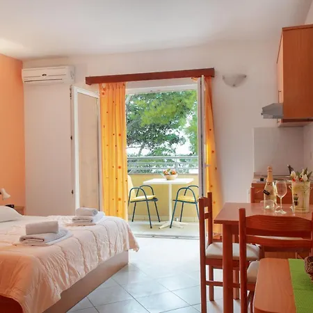 Promenada - Beachfront Apartments Appartement *