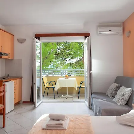 Promenada - Beachfront Apartments Appartement *