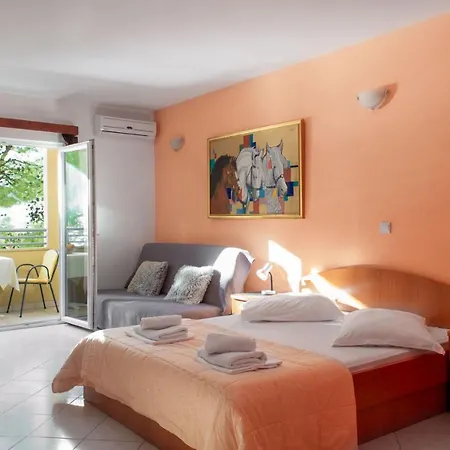 Lägenhet Promenada - Beachfront *